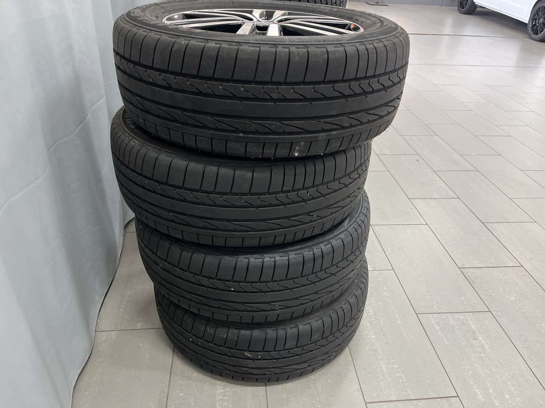 Dekk til Mercedes x klasse - Tool/ Equipment: picture 3 Dekk til Mercedes x klasse - Tool/ Equipment: picture 3