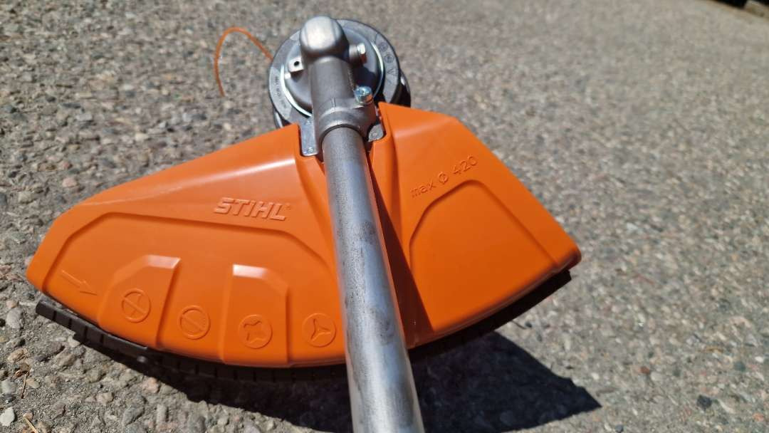STIHL FSA 130 med AR 3000 ryggsekkbatteri – kraftig og stillegående profftrimmer - Motorcycle trailer: picture 5 STIHL FSA 130 med AR 3000 ryggsekkbatteri – kraftig og stillegående profftrimmer - Motorcycle trailer: picture 5