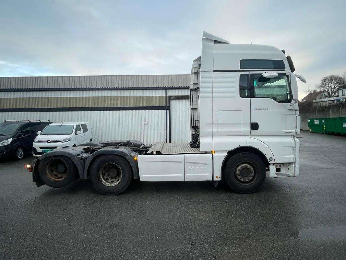 2016 MAN TGX 28.560 - Tractor unit: picture 4 2016 MAN TGX 28.560 - Tractor unit: picture 4