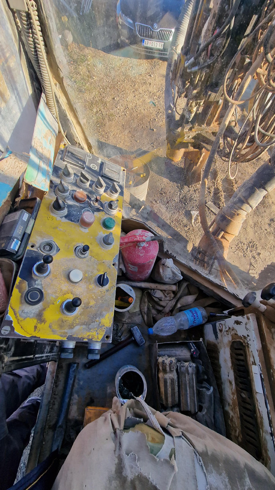 Drilling rig BÖHLER BPI 120: picture 12