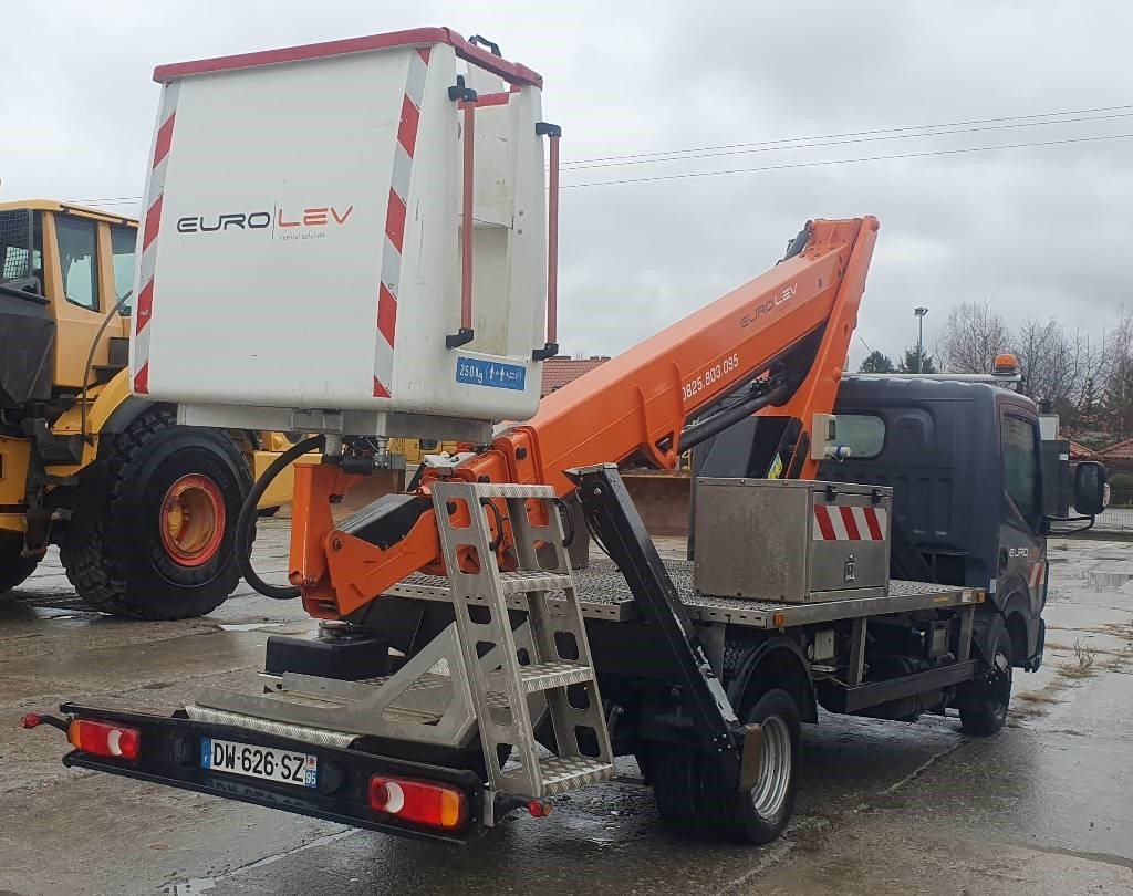 Renault Maxity 120 - Aerial platform: picture 5 Renault Maxity 120 - Aerial platform: picture 5