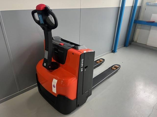 Toyota LWE160 | 2023 - Pallet truck: picture 4 Toyota LWE160 | 2023 - Pallet truck: picture 4