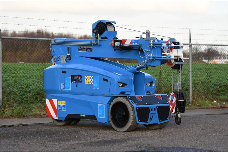 Valla V36R | 3.6T PICK & CARRY - Mini crane: picture 1 Valla V36R | 3.6T PICK & CARRY - Mini crane: picture 1