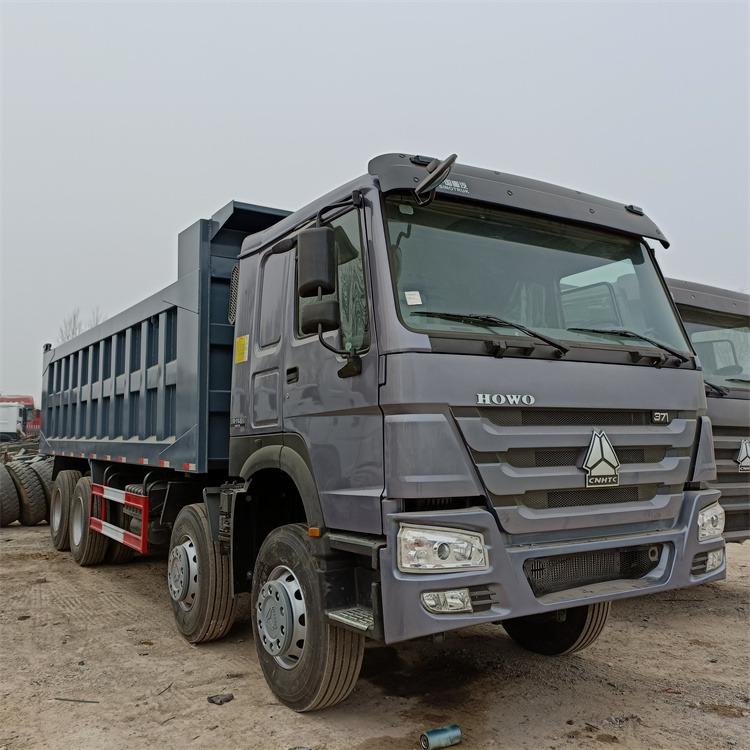 SINOTRUCK HOWO - Tipper: picture 2 SINOTRUCK HOWO - Tipper: picture 2