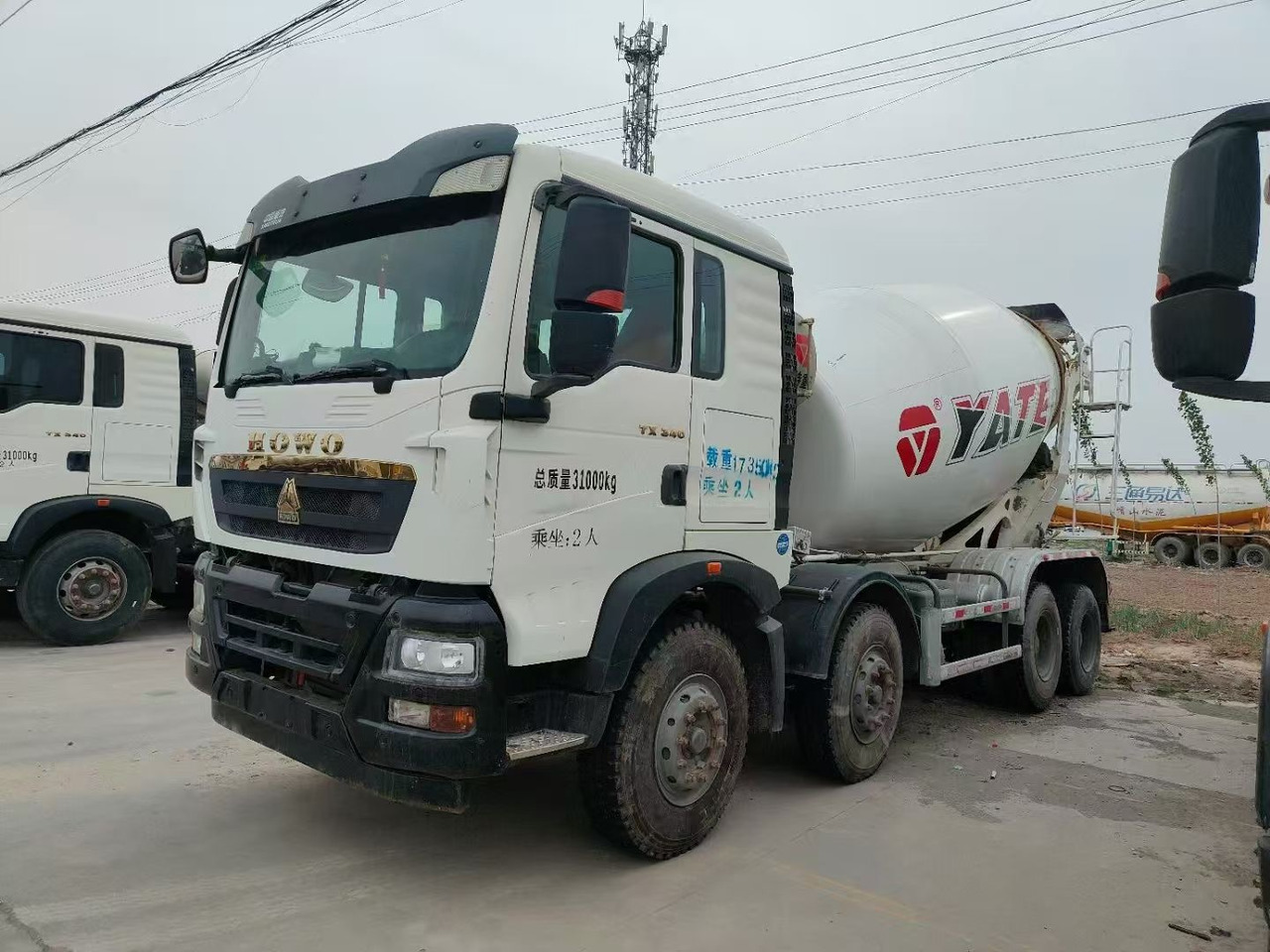 Howo - Concrete mixer truck: picture 1 Howo - Concrete mixer truck: picture 1