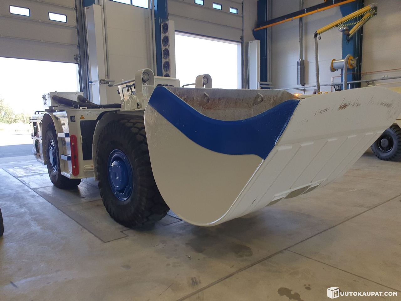 GHH LF-11H lastari / loader, Iisalmi - Mining machinery: picture 4 GHH LF-11H lastari / loader, Iisalmi - Mining machinery: picture 4