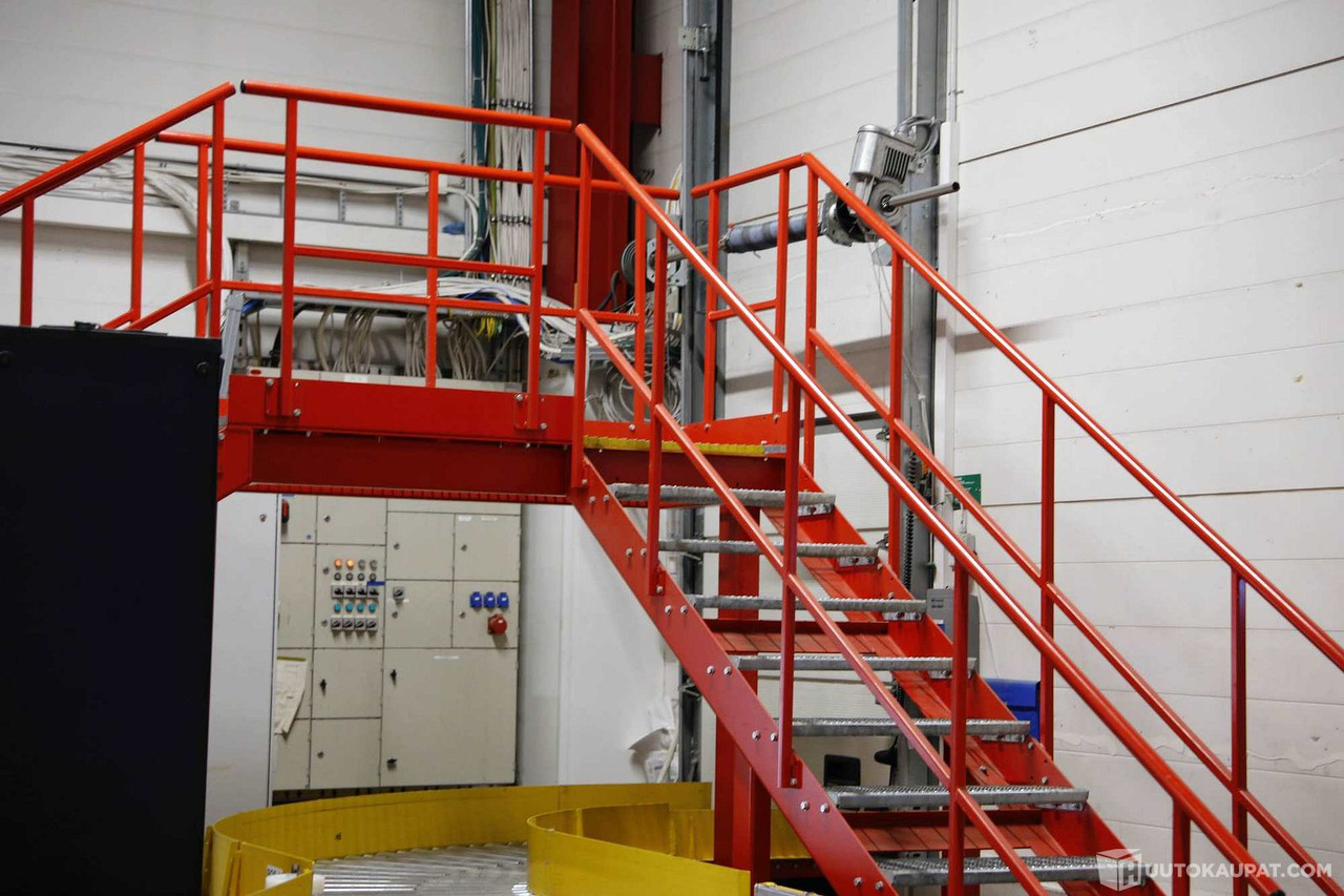 Kahdet teollisuusportaat + taso/ylikulkusilta. LGS6016, Vantaa - Tool/ Equipment: picture 2 Kahdet teollisuusportaat + taso/ylikulkusilta. LGS6016, Vantaa - Tool/ Equipment: picture 2