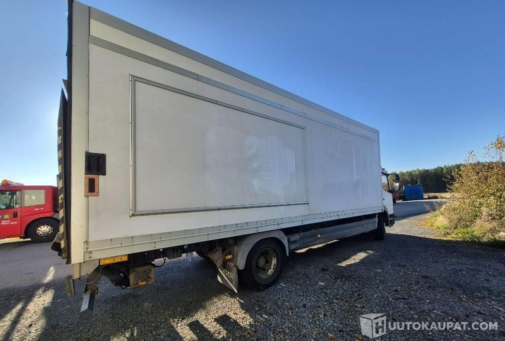 Mercedes-Benz Atego 1223 umpikori+pl nostin, 2003, 323 000 km, Forssa - Box truck: picture 3 Mercedes-Benz Atego 1223 umpikori+pl nostin, 2003, 323 000 km, Forssa - Box truck: picture 3