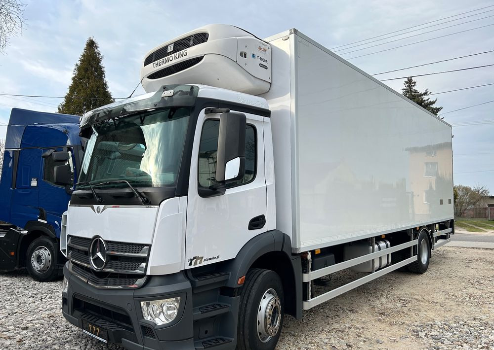 Mercedes-Benz Antos 1824 THERMO King DRZWI + winda + 2x drzwi boczne / 8.3m / z Holandii / KLIMA LEKKI / Axor man Tgm T1000-R - Refrigerator truck: picture 1 Mercedes-Benz Antos 1824 THERMO King DRZWI + winda + 2x drzwi boczne / 8.3m / z Holandii / KLIMA LEKKI / Axor man Tgm T1000-R - Refrigerator truck: picture 1