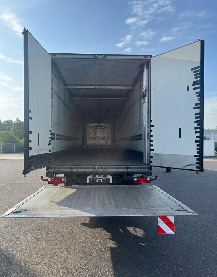 Refrigerator semi-trailer Schmitz Cargobull CARRIER MAXIMA 1300 / WINDA / DOPPEL STOCK / ŚCIANA GRODZIOWA / BELKI / PODNOSZONA OŚ / z Niemiec / TOP STAN 2011/ CARRIER CHŁODNIA CHLODNIA LODÓWKA PODWÓJNY ZAŁADUNEK PIĘTROWA: picture 8 Refrigerator semi-trailer Schmitz Cargobull CARRIER MAXIMA 1300 / WINDA / DOPPEL STOCK / ŚCIANA GRODZIOWA / BELKI / PODNOSZONA OŚ / z Niemiec / TOP STAN 2011/ CARRIER CHŁODNIA CHLODNIA LODÓWKA PODWÓJNY ZAŁADUNEK PIĘTROWA: picture 8