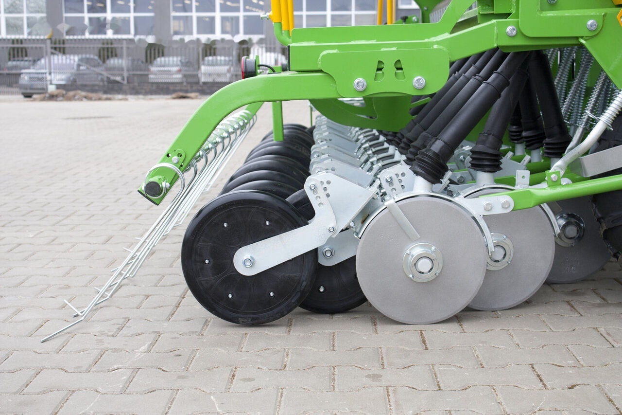 New Seed drill Bomet S004/3 4,0m uniwersalny Scorpius: picture 8