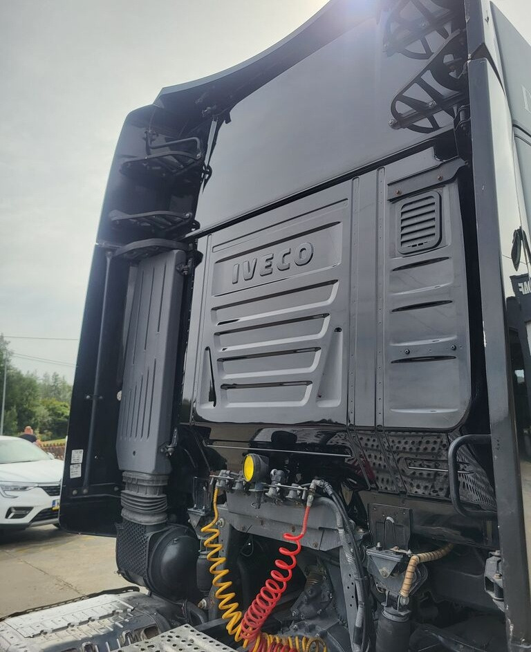 IVECO Stralis Hi-Way EEV 2017r. IVECO Iveco Stralis Hi-Way EEV 2017r. truck - Aerodynamics/ Spoiler for Truck: picture 4 IVECO Stralis Hi-Way EEV 2017r. IVECO Iveco Stralis Hi-Way EEV 2017r. truck - Aerodynamics/ Spoiler for Truck: picture 4