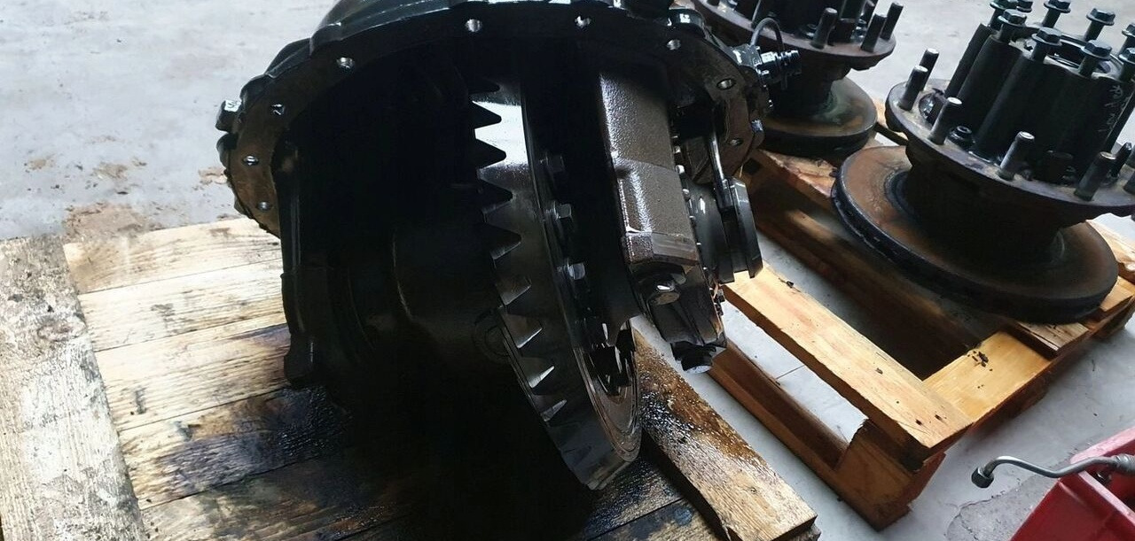 Mercedes-Benz 2 / 277 Actros MP 4 truck - Rear axle for Truck: picture 5 Mercedes-Benz 2 / 277 Actros MP 4 truck - Rear axle for Truck: picture 5