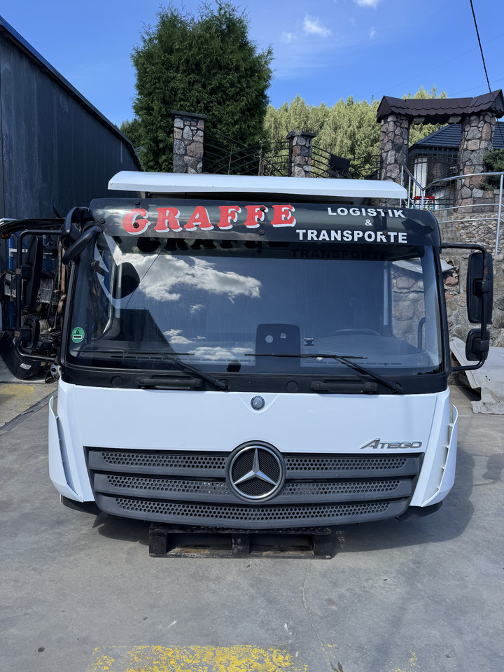 Mercedes Atego III - Cab: picture 1 Mercedes Atego III - Cab: picture 1