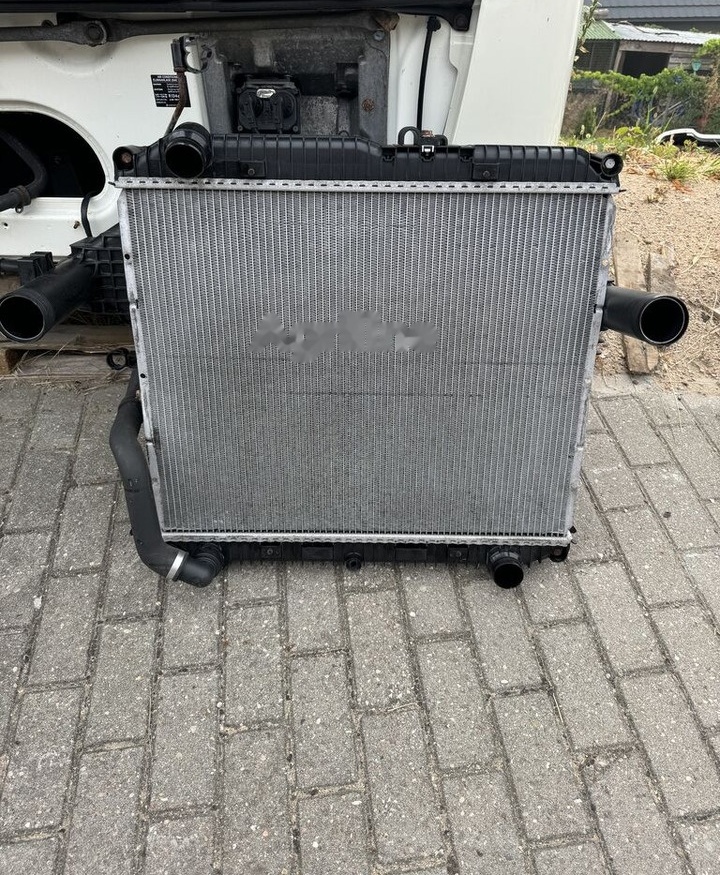 Mercedes-Benz Atego 3 E6 - Intercooler for Truck: picture 2 Mercedes-Benz Atego 3 E6 - Intercooler for Truck: picture 2