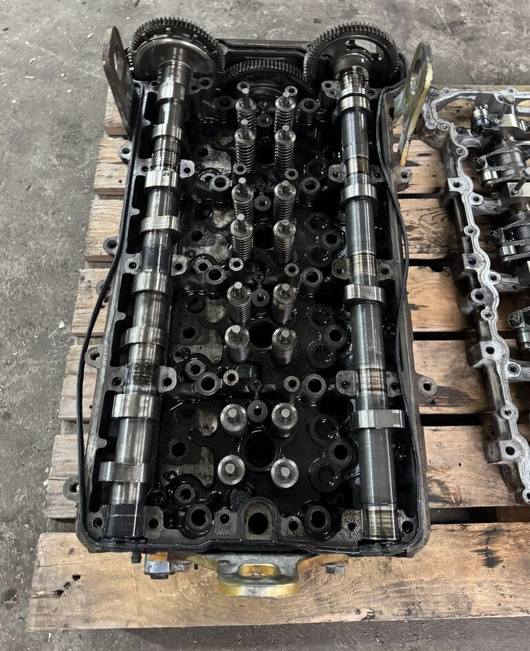 Mercedes-Benz Atego III E6 - Cylinder head for Truck: picture 4 Mercedes-Benz Atego III E6 - Cylinder head for Truck: picture 4