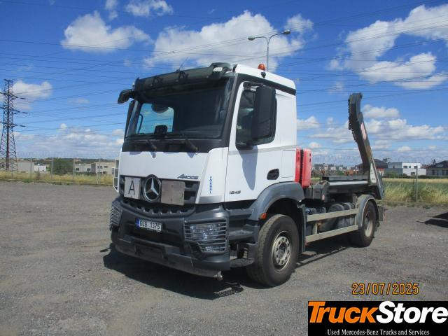 Mercedes-Benz Arocs 1846 LK - Skip loader truck: picture 1 Mercedes-Benz Arocs 1846 LK - Skip loader truck: picture 1