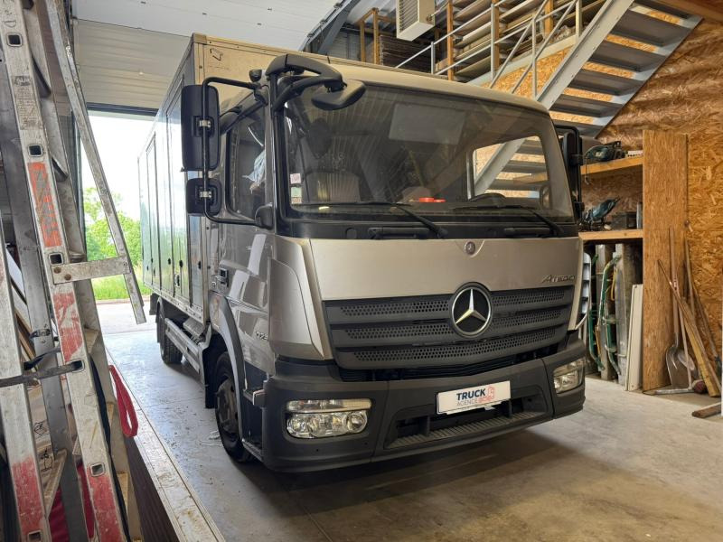 Mercedes Atego - Box truck: picture 2 Mercedes Atego - Box truck: picture 2