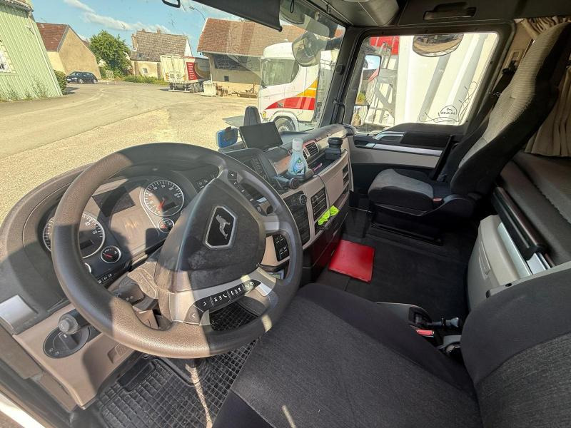 MAN TGX - Tractor unit: picture 4 MAN TGX - Tractor unit: picture 4
