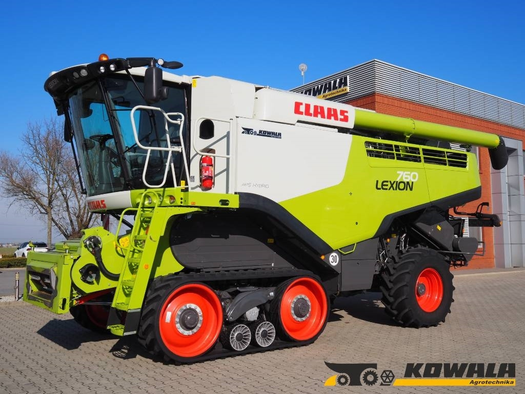 Claas Lexion 760TT + V930 - Combine harvester: picture 1 Claas Lexion 760TT + V930 - Combine harvester: picture 1