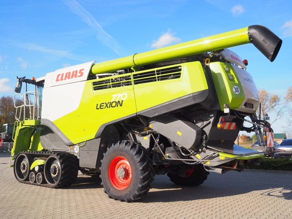 Claas Lexion 770TT 4x4 + V1200 - Combine harvester: picture 2 Claas Lexion 770TT 4x4 + V1200 - Combine harvester: picture 2