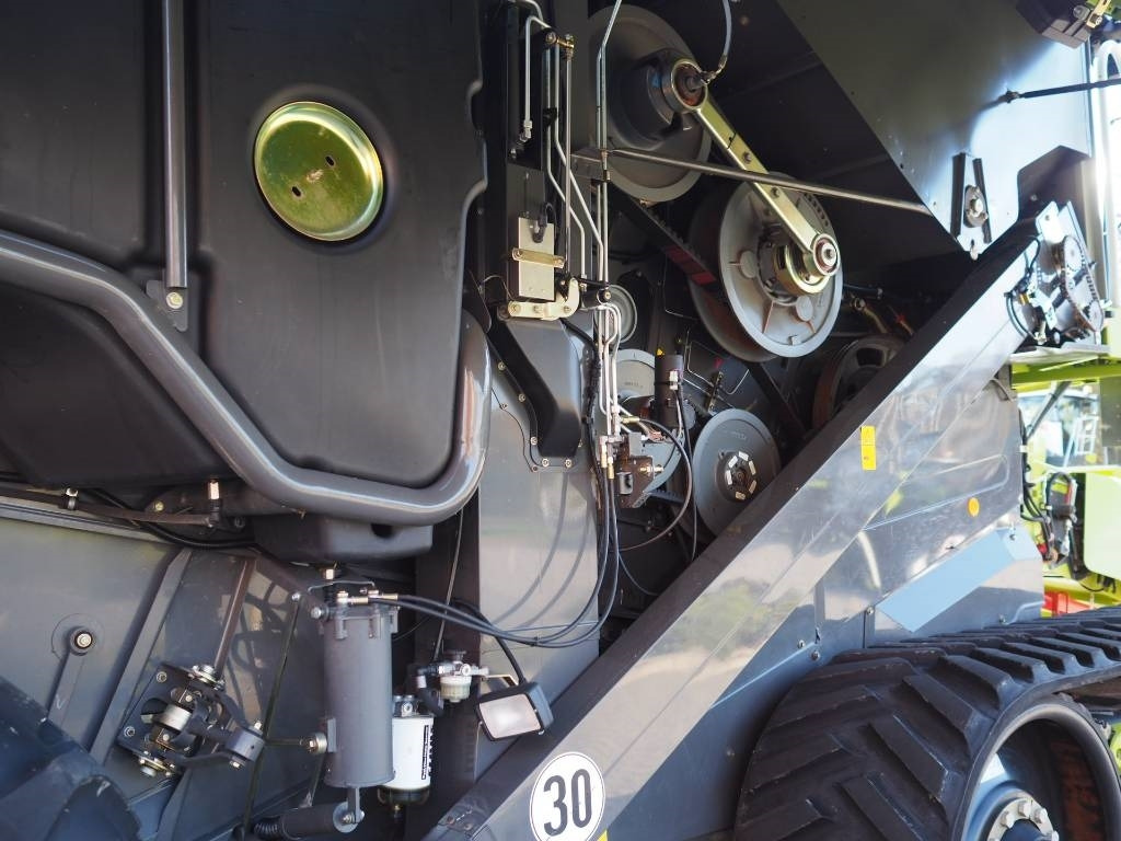 Combine harvester Claas Lexion 770TT 4x4 + V1200: picture 10