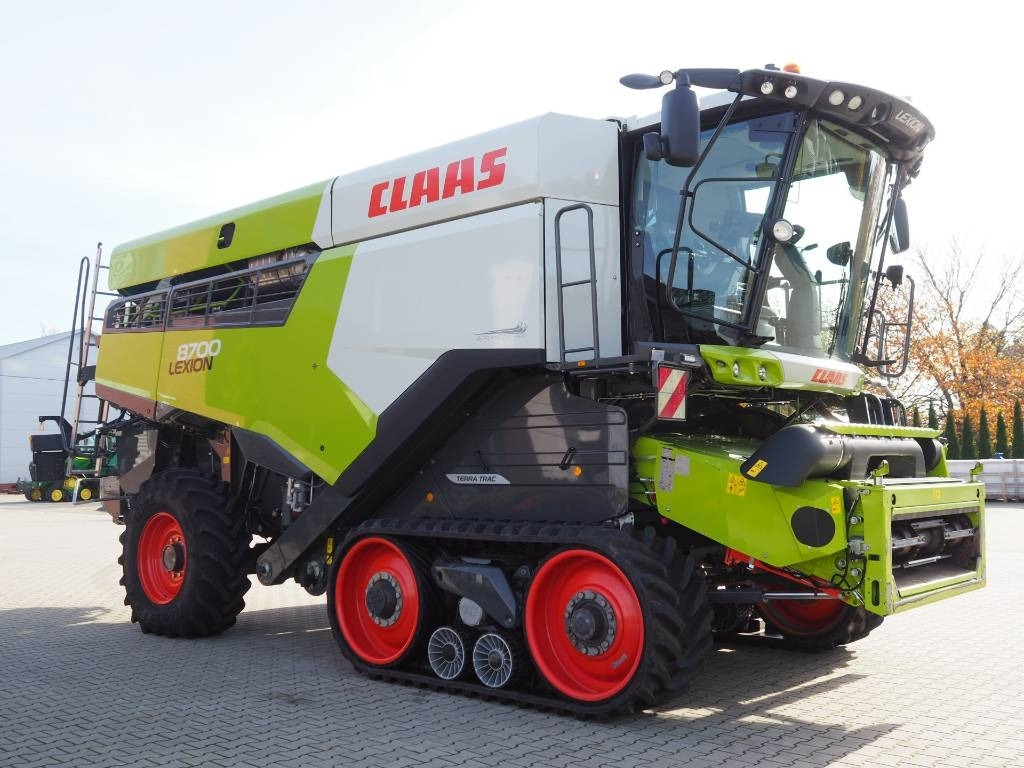 Claas Lexion 8700TT + V1080 2-stage threshing drum drive - Combine harvester: picture 4 Claas Lexion 8700TT + V1080 2-stage threshing drum drive - Combine harvester: picture 4