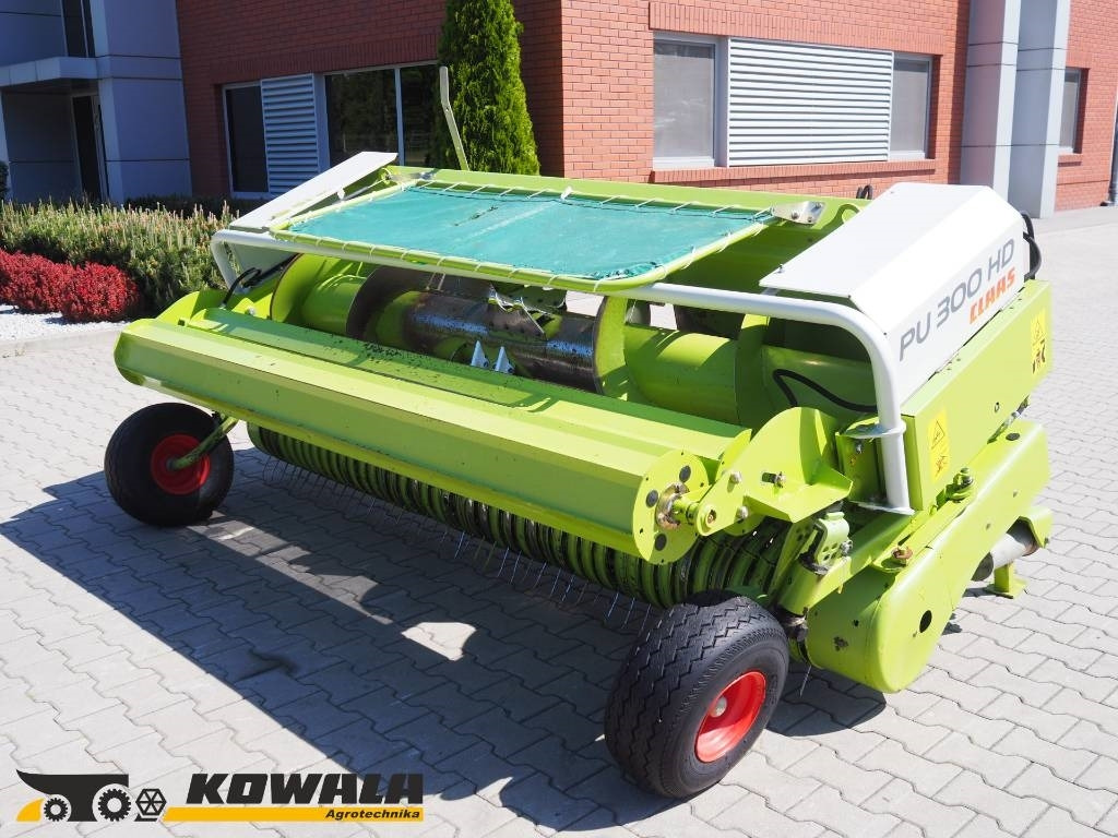 Claas PICK UP 300 HD - Forage harvester: picture 1 Claas PICK UP 300 HD - Forage harvester: picture 1