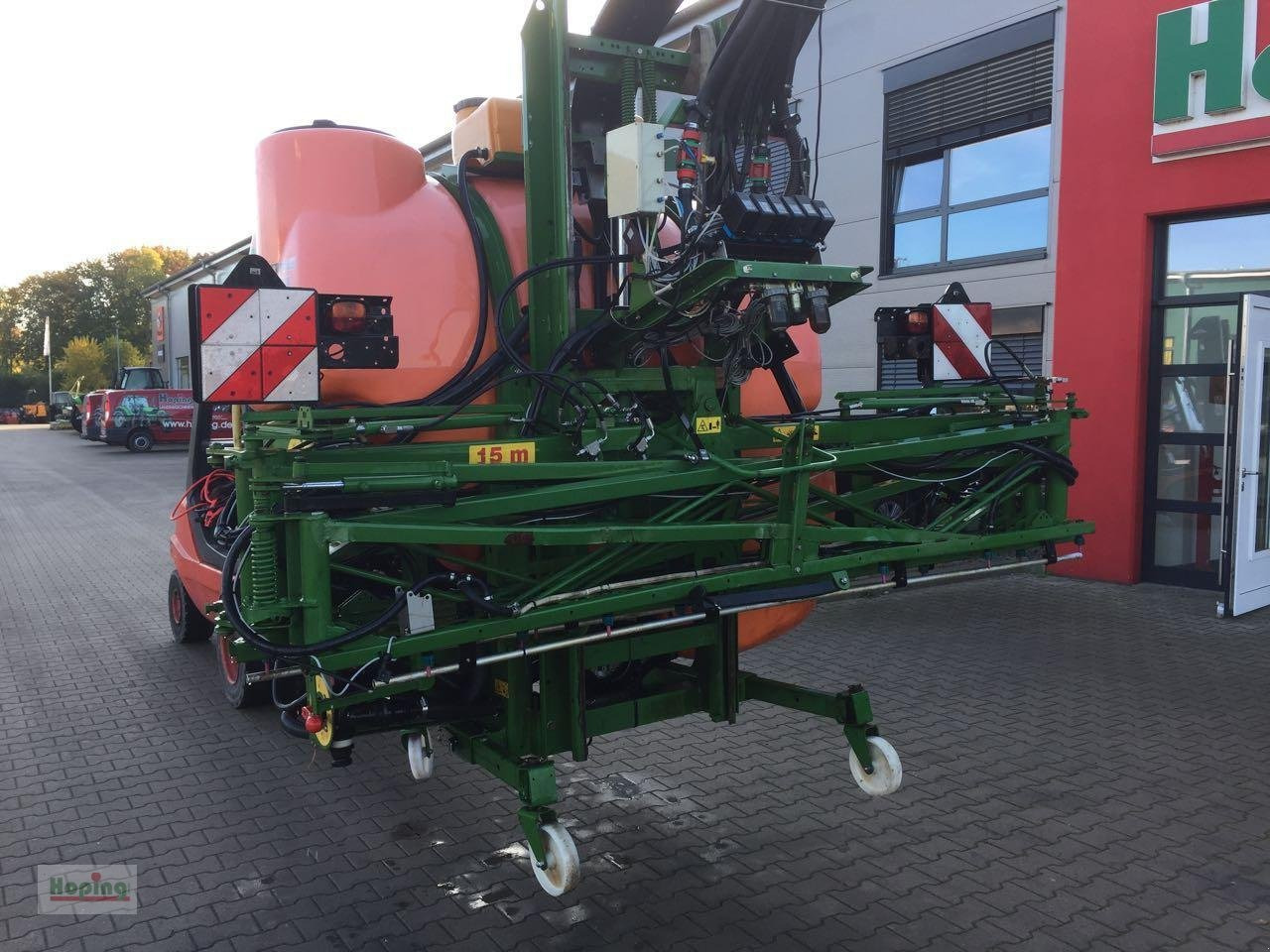 Amazone UF 1501 - Tractor mounted sprayer: picture 3 Amazone UF 1501 - Tractor mounted sprayer: picture 3