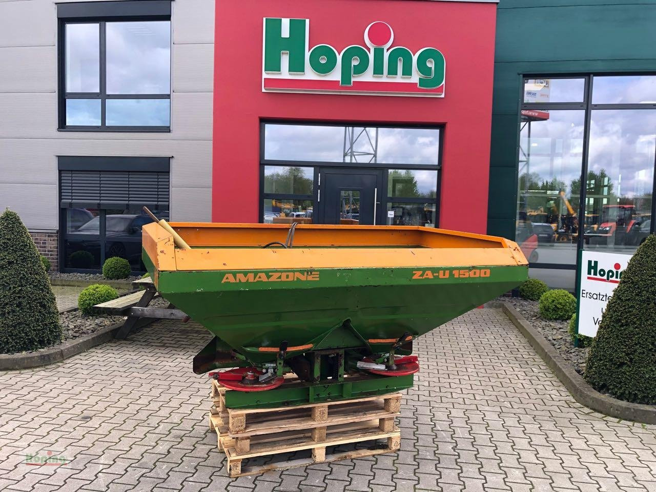 Amazone ZAU 1500 - Fertilizer spreader: picture 1 Amazone ZAU 1500 - Fertilizer spreader: picture 1