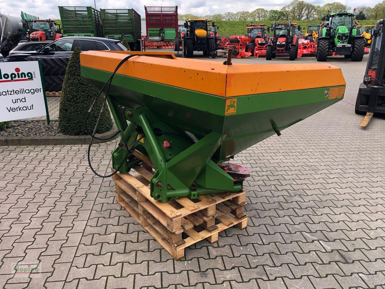 Amazone ZAU 1500 - Fertilizer spreader: picture 3 Amazone ZAU 1500 - Fertilizer spreader: picture 3