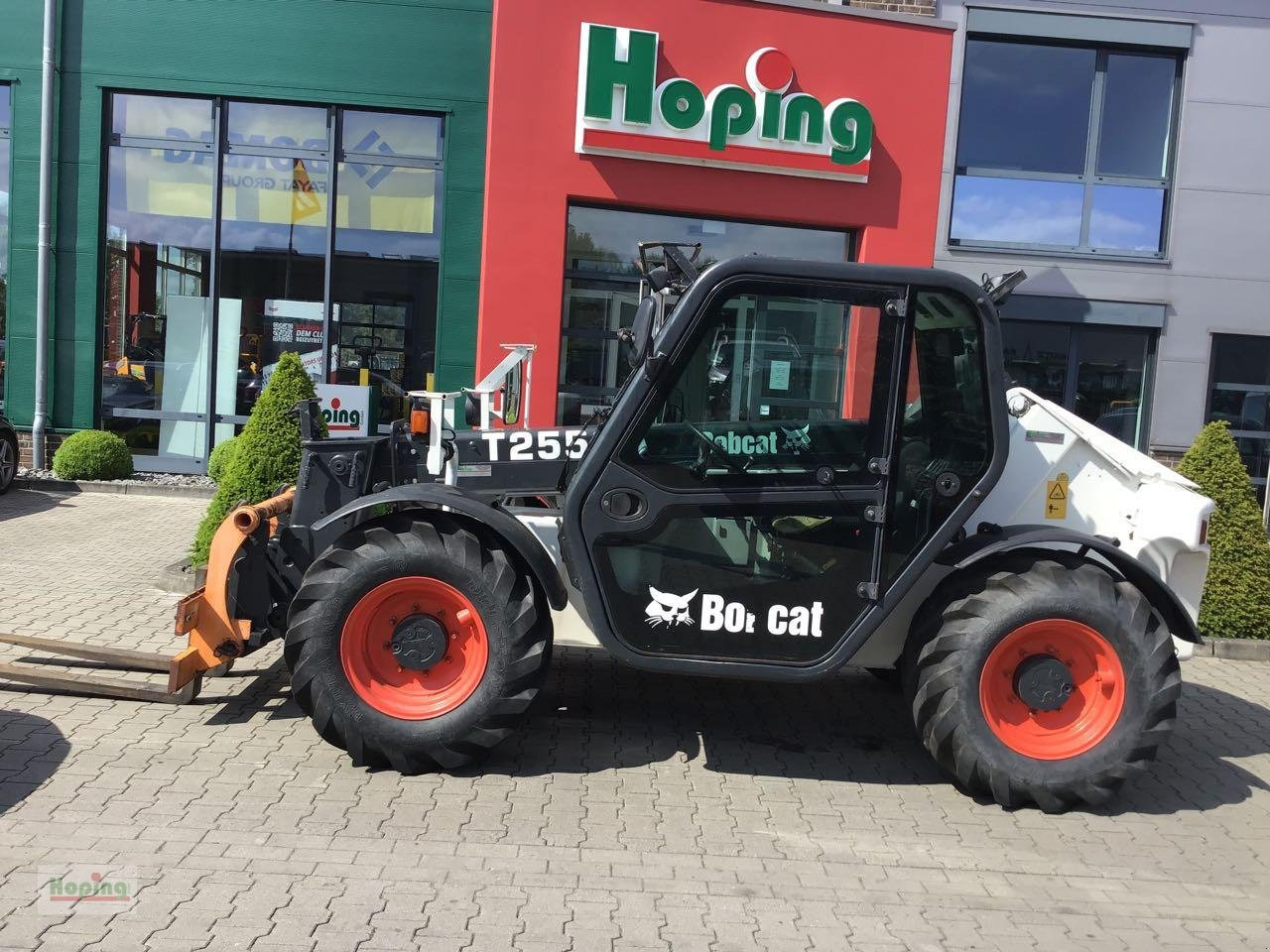Bobcat T2556 - Telescopic handler: picture 1 Bobcat T2556 - Telescopic handler: picture 1