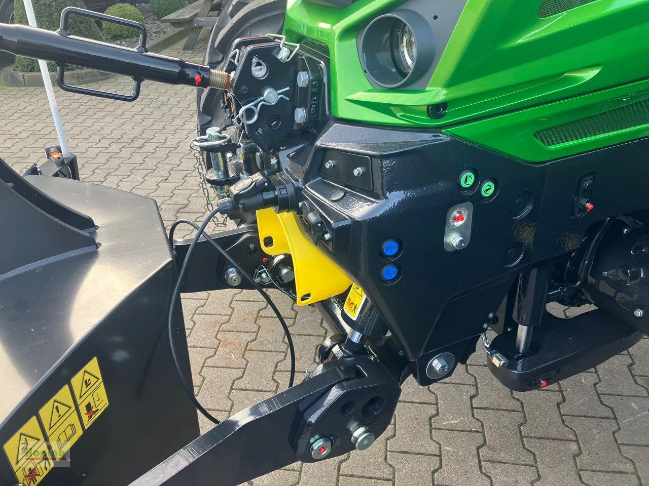 New Farm tractor Deutz-Fahr 6180 TTV 30 Jahre Edition: picture 9