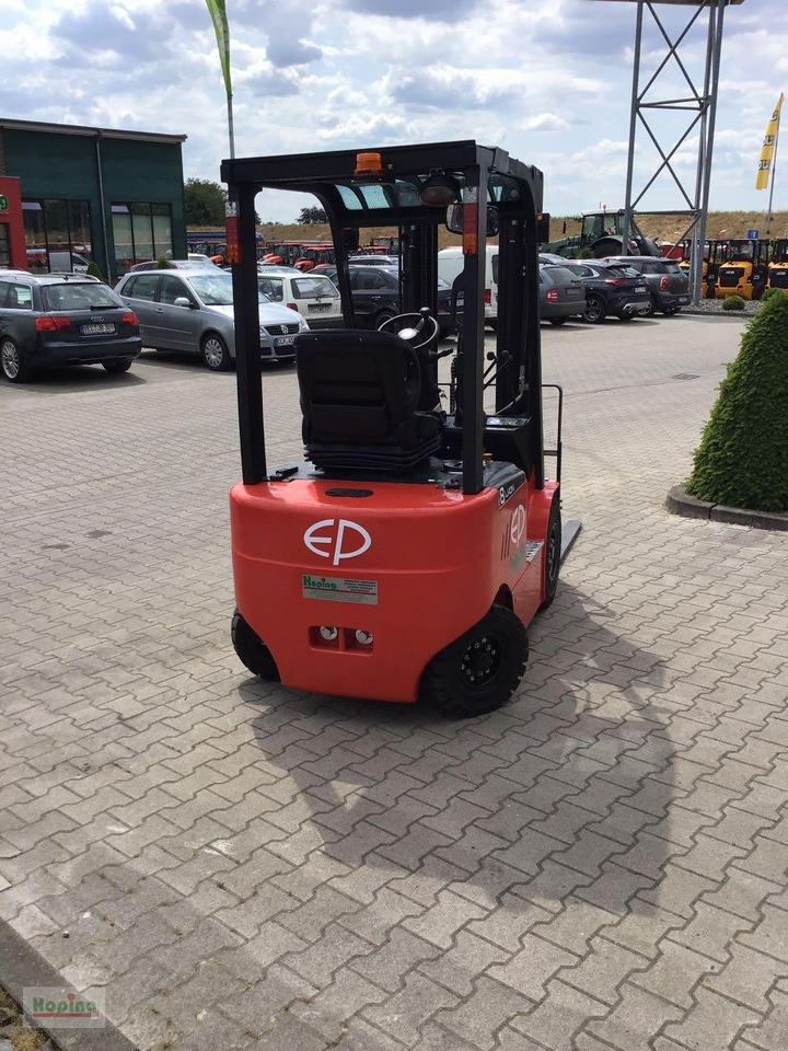 EP Equipment EFL181 - Electric forklift: picture 4 EP Equipment EFL181 - Electric forklift: picture 4