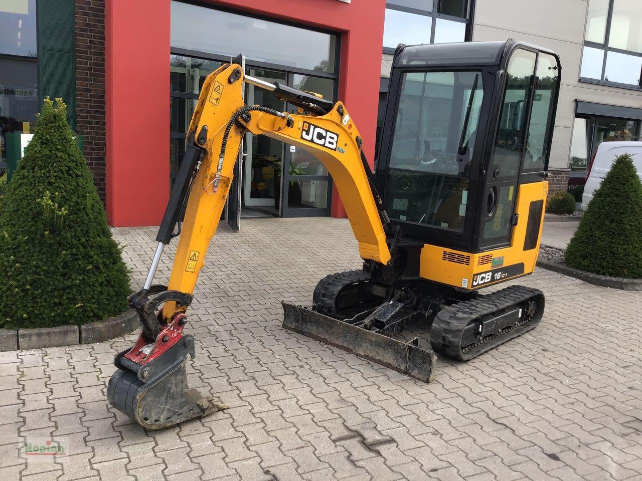 JCB 16C-1 - Mini excavator: picture 2 JCB 16C-1 - Mini excavator: picture 2