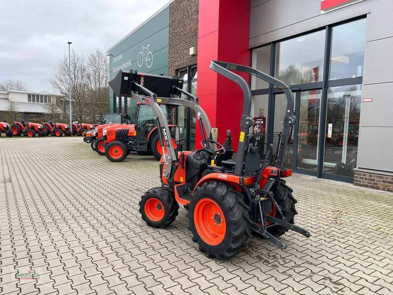 Kubota B1 181 - Municipal tractor: picture 2 Kubota B1 181 - Municipal tractor: picture 2