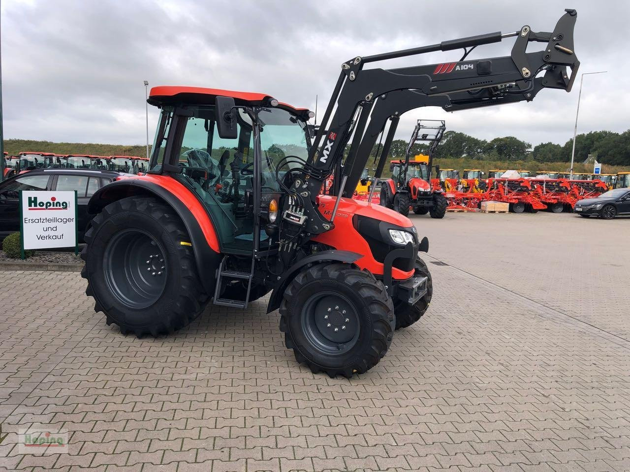 Kubota M4073 Cab - Farm tractor: picture 3 Kubota M4073 Cab - Farm tractor: picture 3