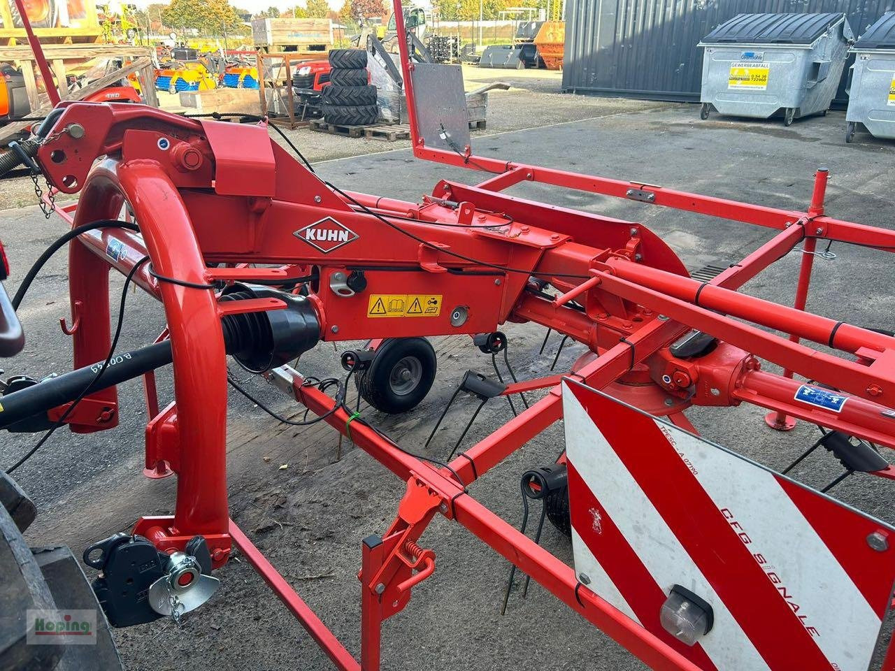 Kuhn GF642 - Tedder/ Rake: picture 3 Kuhn GF642 - Tedder/ Rake: picture 3