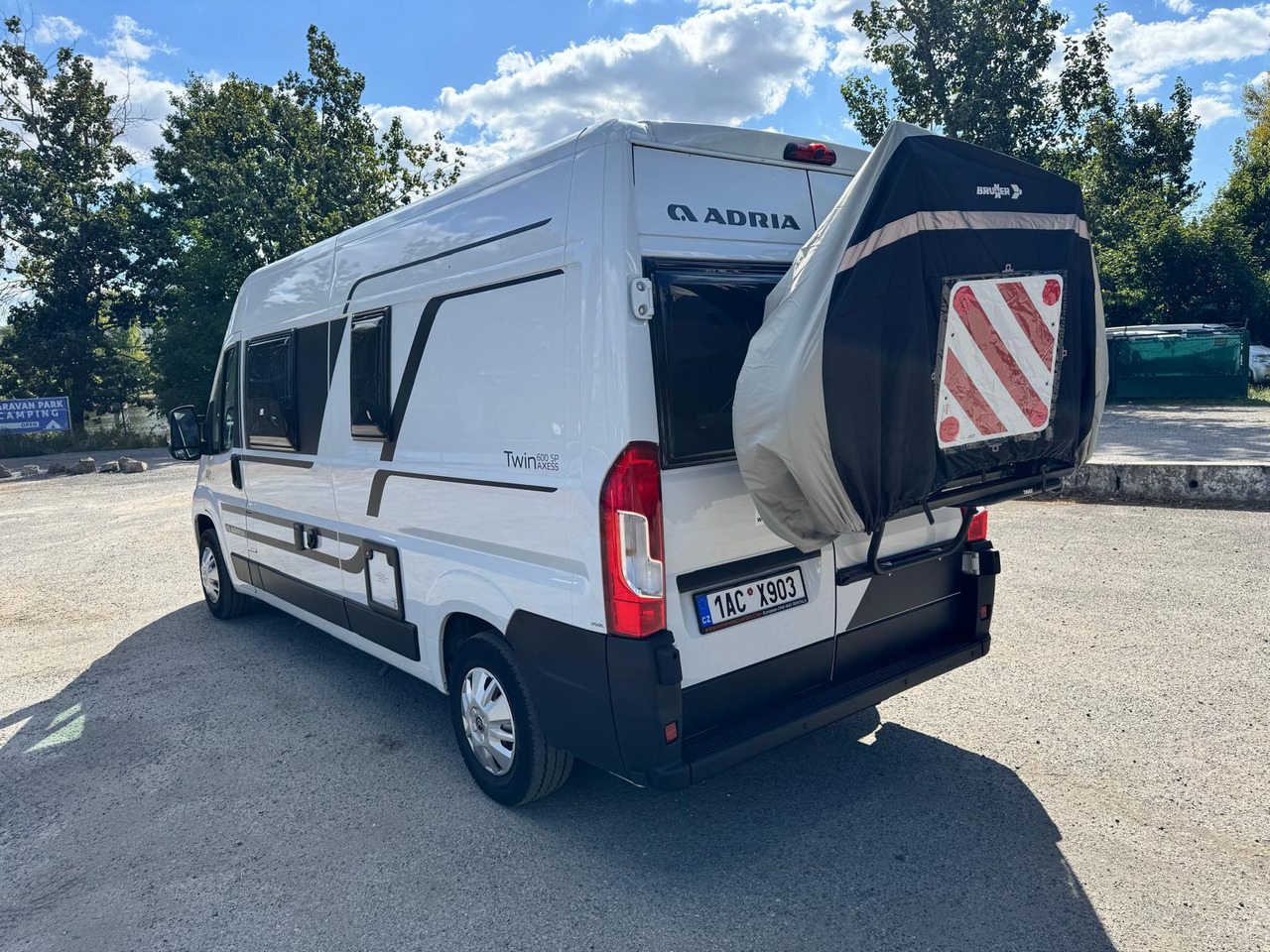 ADRIA Twin 600 SP - Camper van: picture 4 ADRIA Twin 600 SP - Camper van: picture 4