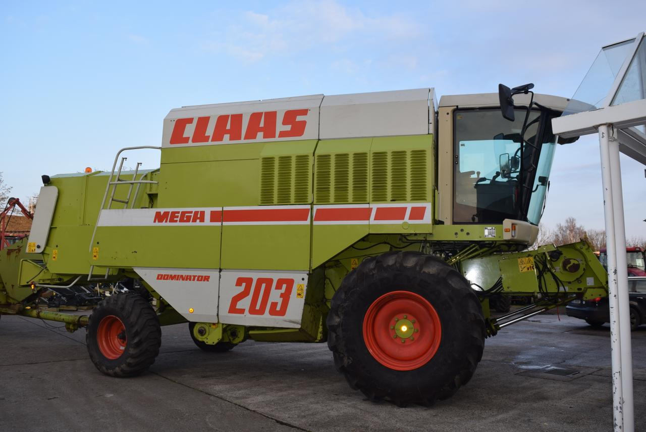 CLAAS Dominator 203 Mega - Combine harvester: picture 3 CLAAS Dominator 203 Mega - Combine harvester: picture 3