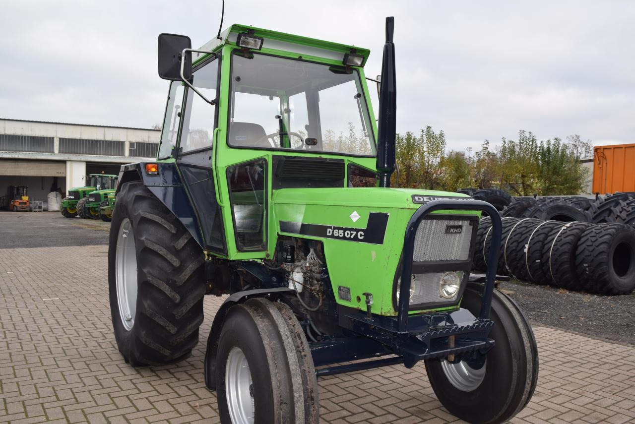Deutz-Fahr D6507C - Farm tractor: picture 5 Deutz-Fahr D6507C - Farm tractor: picture 5