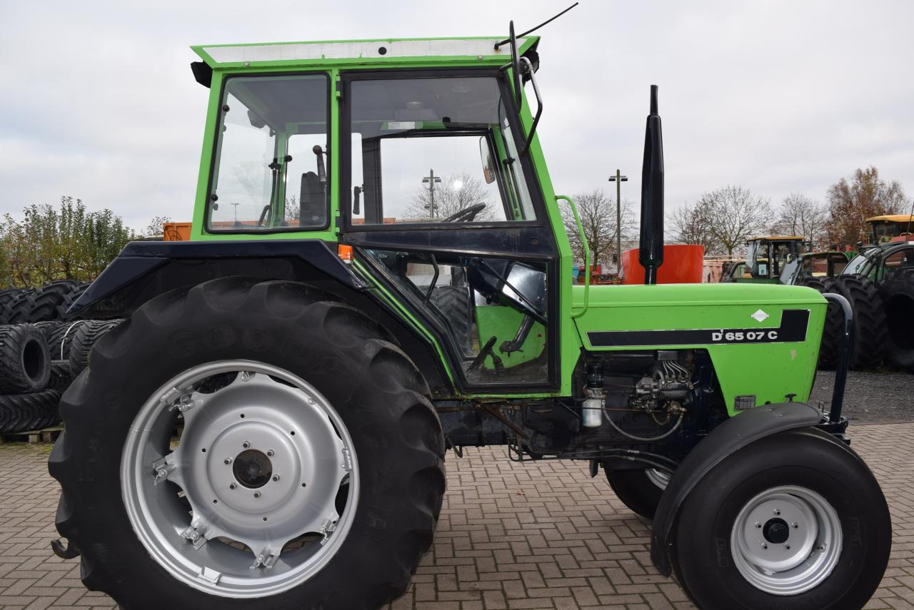 Deutz-Fahr D6507C - Farm tractor: picture 2 Deutz-Fahr D6507C - Farm tractor: picture 2