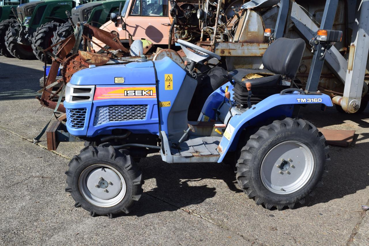 Iseki TM 3160 - Straddle tractor: picture 3 Iseki TM 3160 - Straddle tractor: picture 3