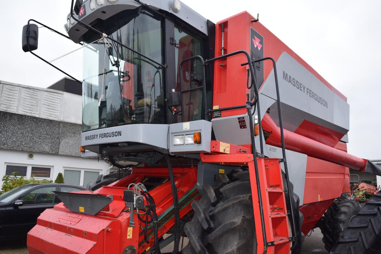 Massey Ferguson MF 7256 - Combine harvester: picture 2 Massey Ferguson MF 7256 - Combine harvester: picture 2