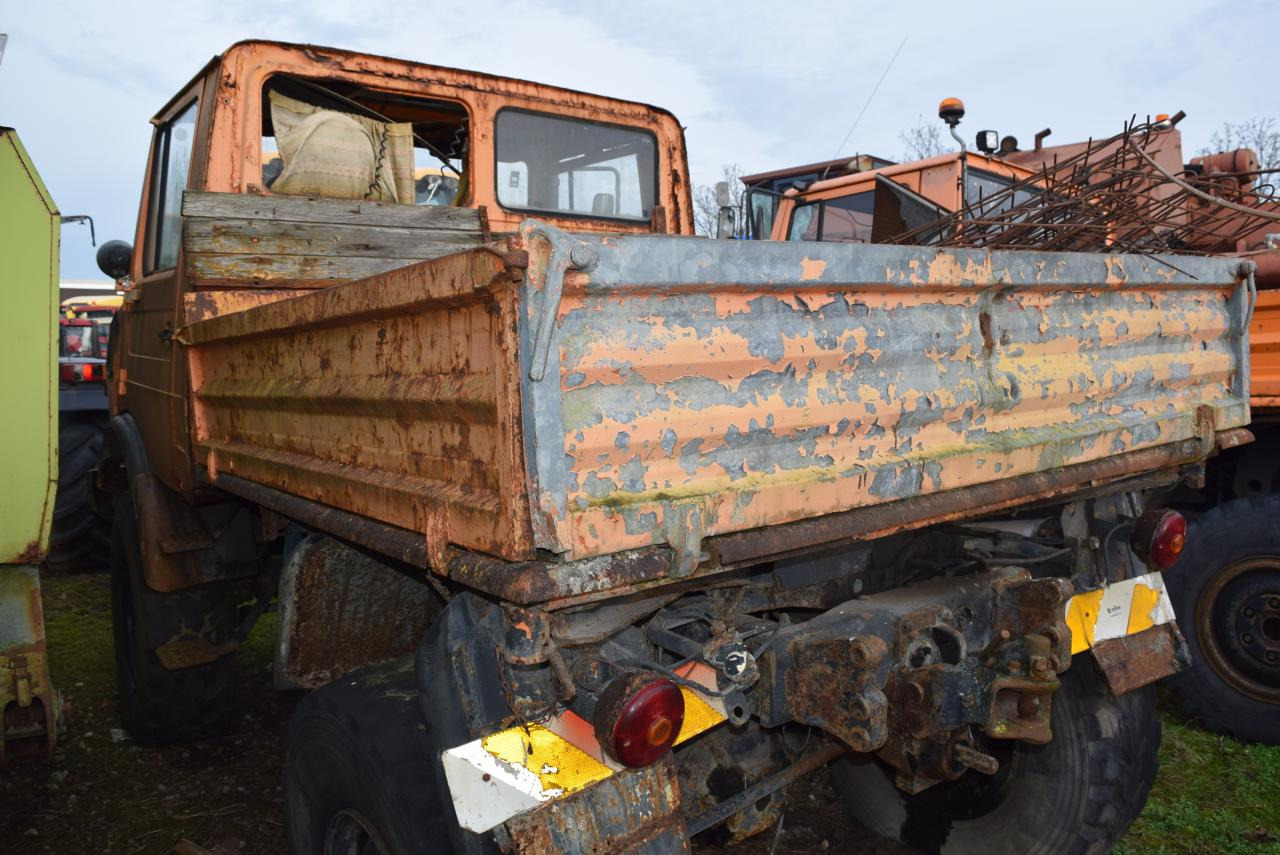 Mercedes-Benz Unimog U1200 - Farm tractor: picture 4 Mercedes-Benz Unimog U1200 - Farm tractor: picture 4