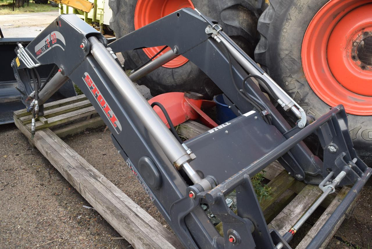 Stoll ProfiLine FS 20 - Front loader for tractor: picture 2 Stoll ProfiLine FS 20 - Front loader for tractor: picture 2