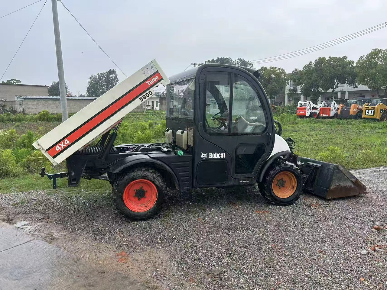 BOBCAT 5600 Toolcat - Skid steer loader: picture 2 BOBCAT 5600 Toolcat - Skid steer loader: picture 2