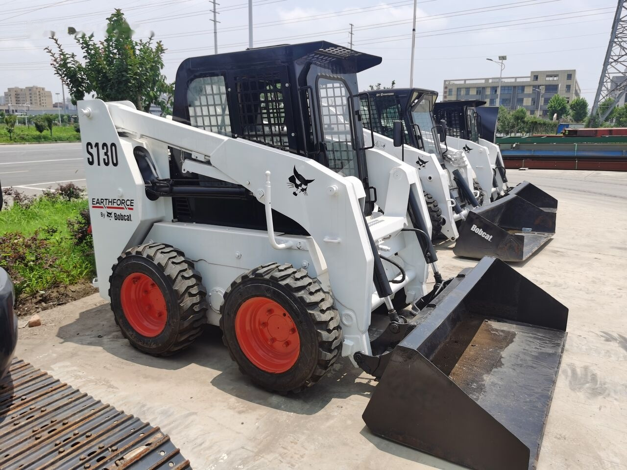 Bobcat S130 - Skid steer loader: picture 3 Bobcat S130 - Skid steer loader: picture 3