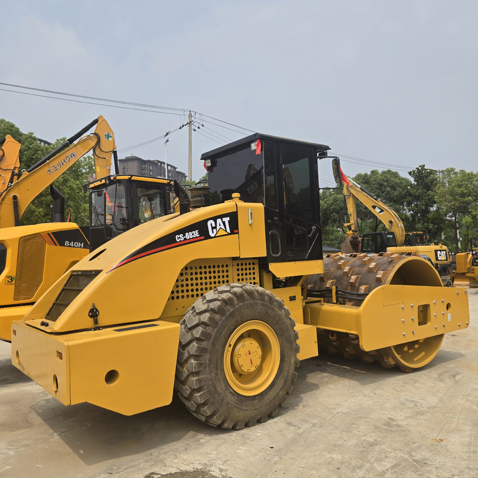 CAT CS683E - Compactor: picture 4 CAT CS683E - Compactor: picture 4