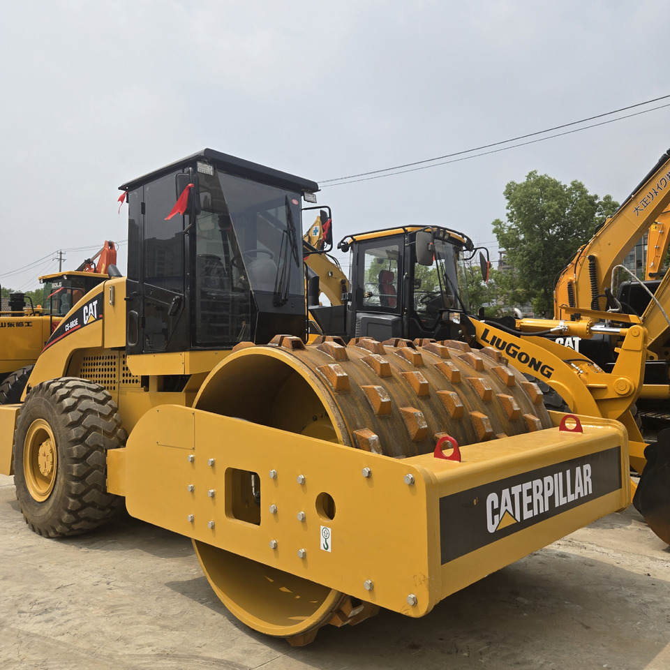 CAT CS683E - Compactor: picture 2 CAT CS683E - Compactor: picture 2